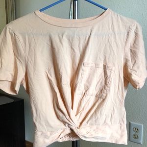 FOREVER21 FRONT TWIST CROP TOP